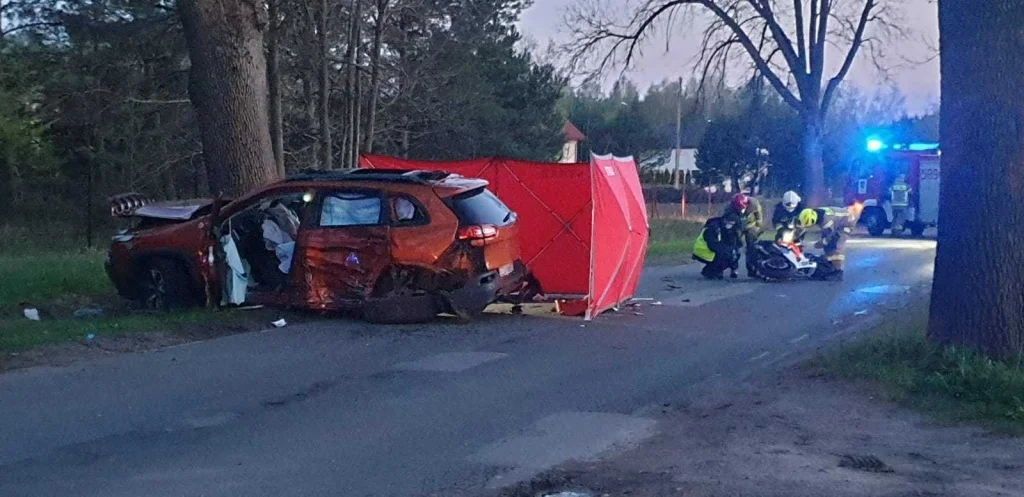 Wypadek i śmierć trójki motocyklistów w Aleksandrowie Łódzkim. Prokuratura stawia poważne zarzuty 22-letniej łodziance - Zdjęcie główne