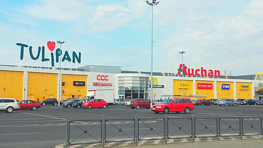 Auchan obniża ceny 6000 produktów, w tym m.in. spożywczych, kosmetyków i sprzętu AGD - Zdjęcie główne