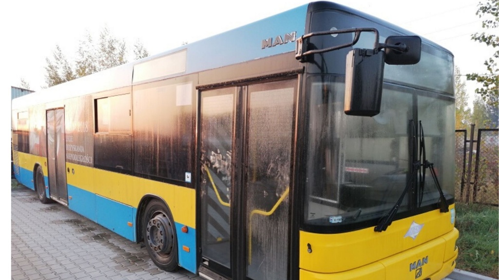 Kierowca autobusu bohaterem. Uratował życie pasażerowi - Zdjęcie główne