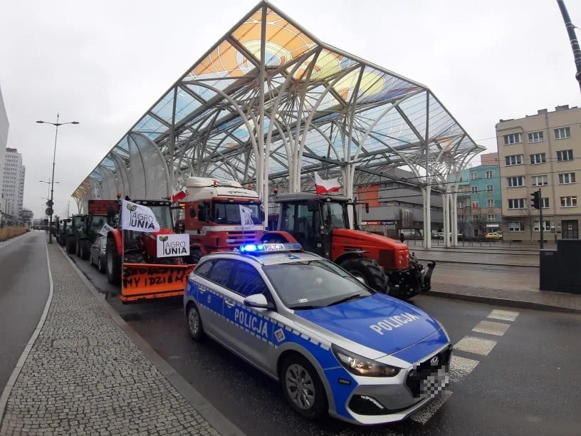 Protest rolników w Łodzi. Traktory zablokowały centrum miasta