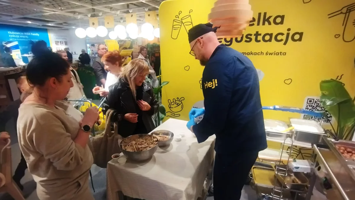 Ten szwedzki przysmak ma 40 lat. Łodzianie go uwielbiają! [FOTO]