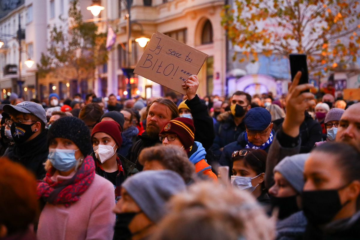 „Ani jednej więcej” - protest na Piotkowskiej w Łodzi