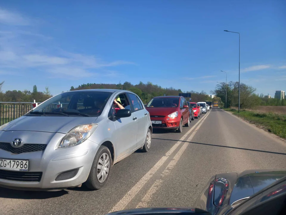 Łódź. Utrudnienia w ruchu na Górnej/Widzewie, w Śródmieściu i na Retkinii [29.04] - Zdjęcie główne