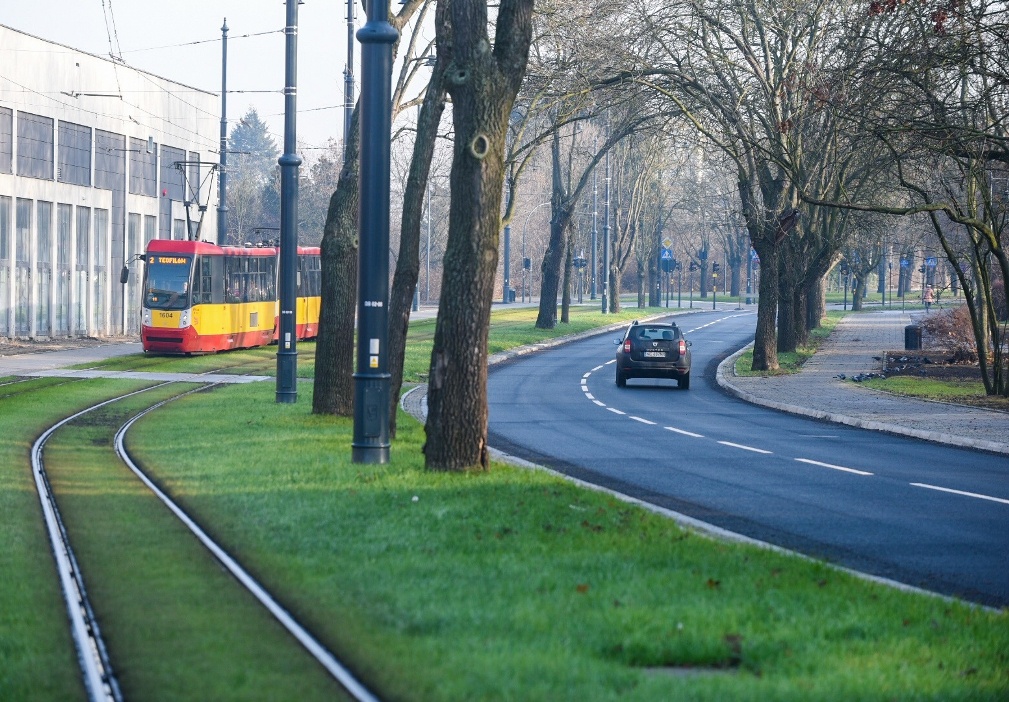 Łodzianie w końcu doczekali się zakończenia remontu tej ulicy - Zdjęcie główne