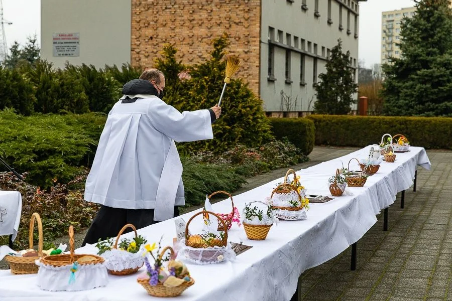 Święcenie pokarmów w Wielką Sobotę. Zobacz, w której parafii, o której godzinie - Zdjęcie główne