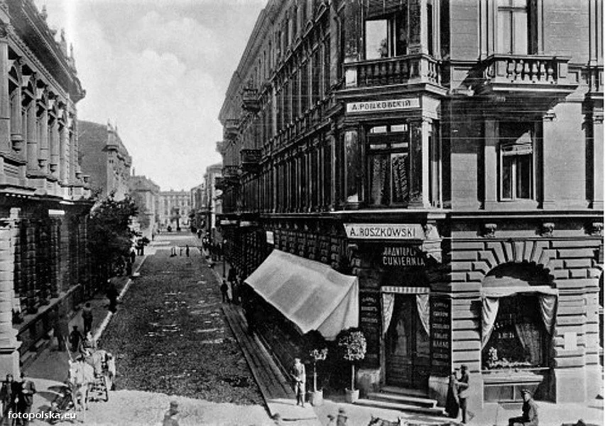 Lata 1905-1913, Pasaż Meyera (Piotrkowska 76). Po prawej, na rogu, kawiarnia u Roszka