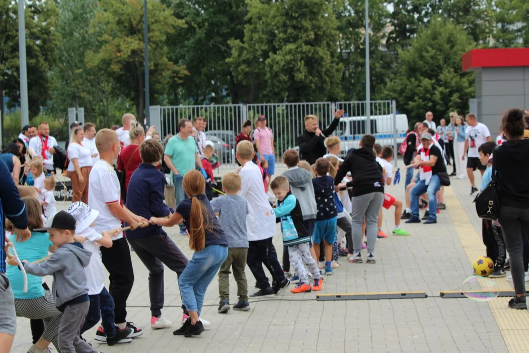 599. urodziny Łodzi na sportowo! ŁKS zaprosił kibiców na piknik rodzinny - Zdjęcie główne