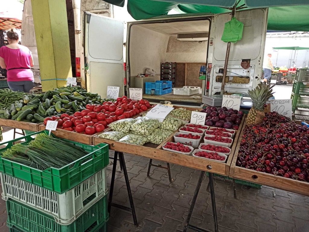 Maliny Łódź. Gdzie kupimy pyszne i tanie maliny w Łodzi? Ceny malin [lipiec 2021] (fot. TuŁódź.pl)