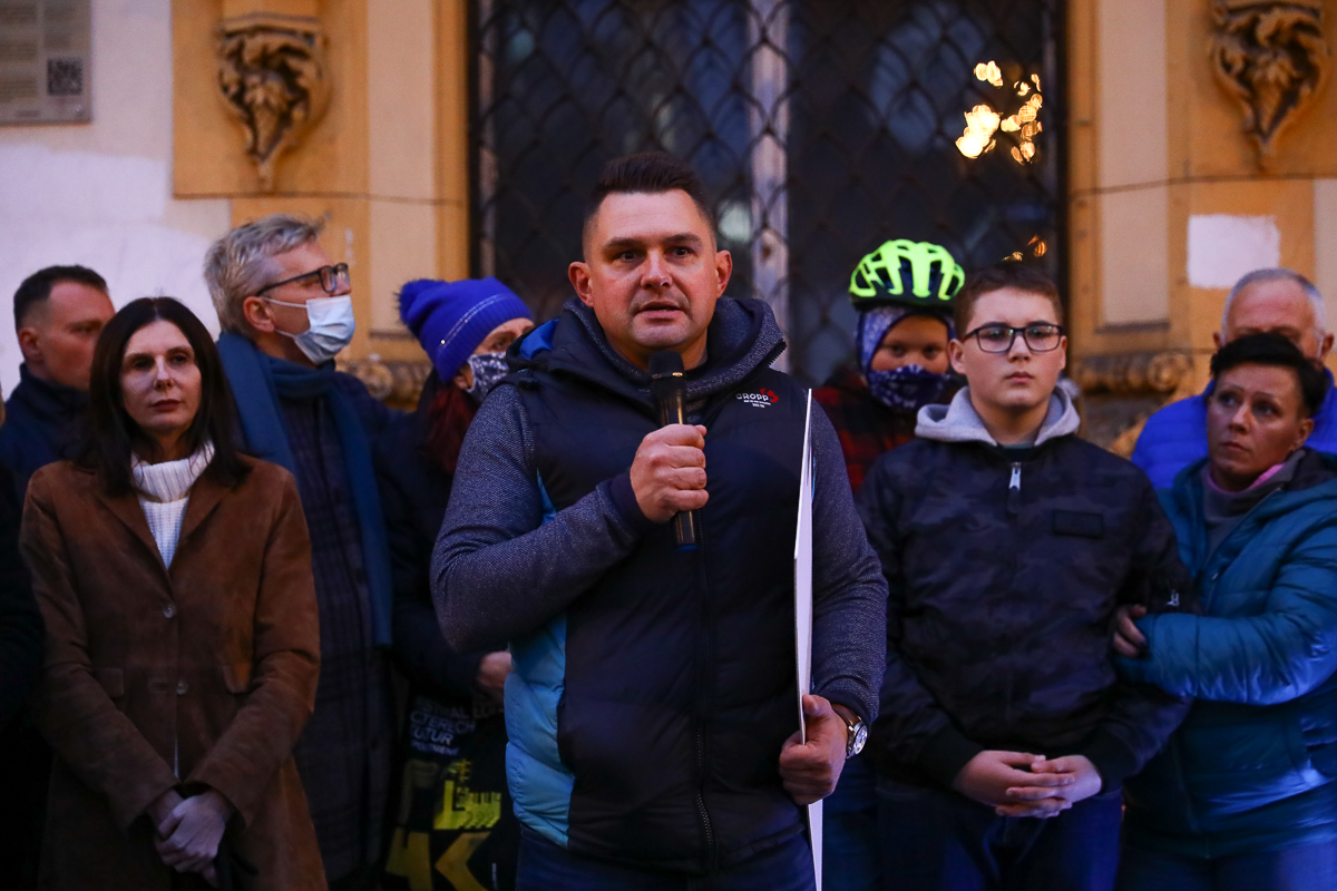 „Ani jednej więcej” - protest na Piotkowskiej w Łodzi