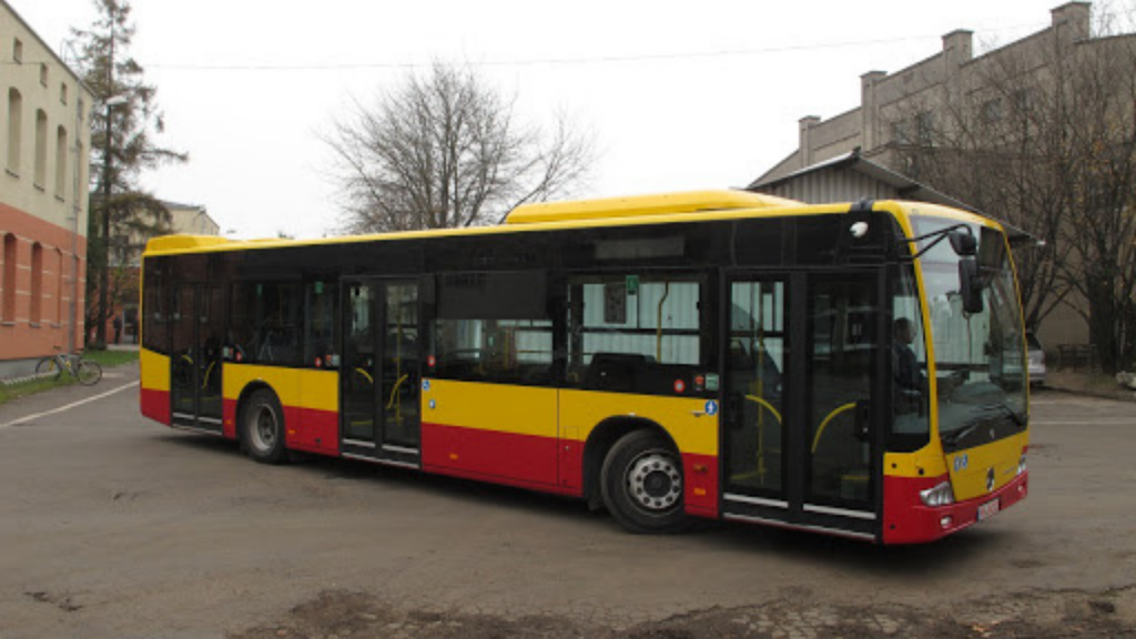 Mieszkańcy Dołów po czternastu miesiącach doczekali się nowej linii autobusowej, która zastąpi tramwajową "szóstkę" - Zdjęcie główne