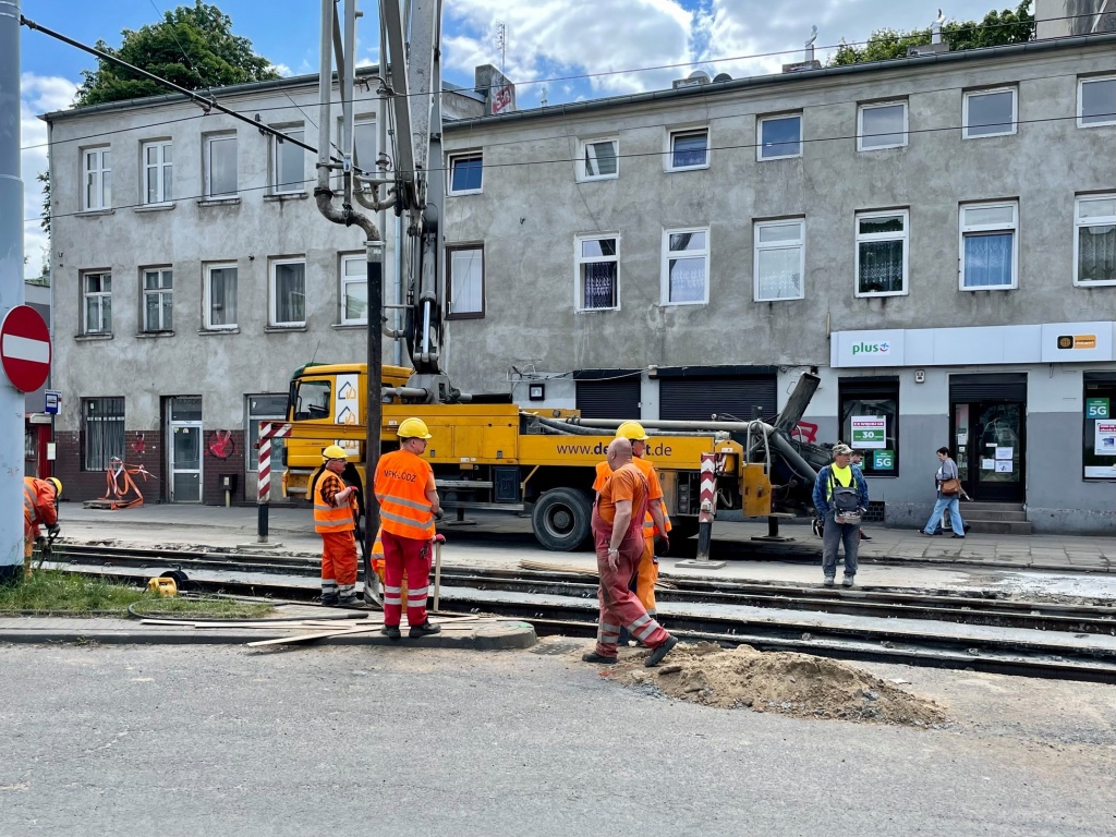 Remont torowiska na ul. Limanowskiego w Łodzi. Prace zakończą się wcześniej, niż zakładano (fot. MPK Łódź) |wiadomości łódzkie | Łódź | TuŁódź