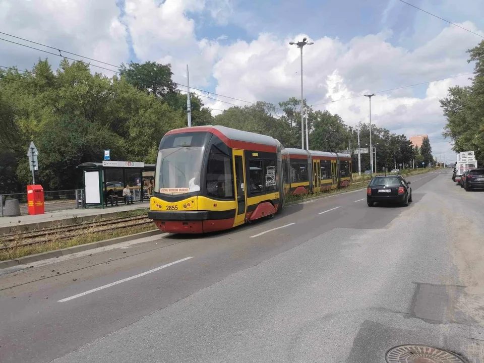 Utrudnienia dla podróżnych MPK Łódź. Wprowadzono komunikację zastępczą - Zdjęcie główne