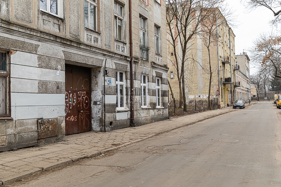 Łódź. Niebezpieczne ulice w Łodzi. Ulica Suwalska Łódź (fot. TuŁódź.pl)