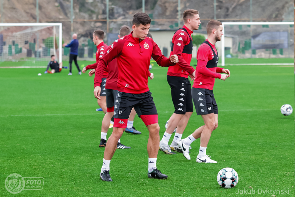 Widzew Łódź zamyka zgrupowanie w Turcji zwycięstwem nad drużyną z Kazachstanu. Ponownie w barwach łódzkiej drużyny błysnął Paweł Tomczyk - Zdjęcie główne