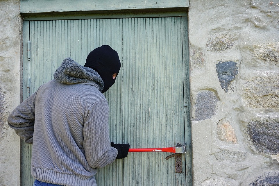 Pomoc pokrzywdzonym przestępstwem! Sprawdź, gdzie znaleźć wsparcie w Łodzi - Zdjęcie główne