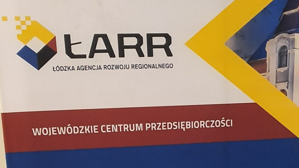 Przez koronowirusa urzędy w Łódzkiem wprowadzają ograniczenia w przyjęciach petentów. Część z nich przeszła na pracę on-line - Zdjęcie główne