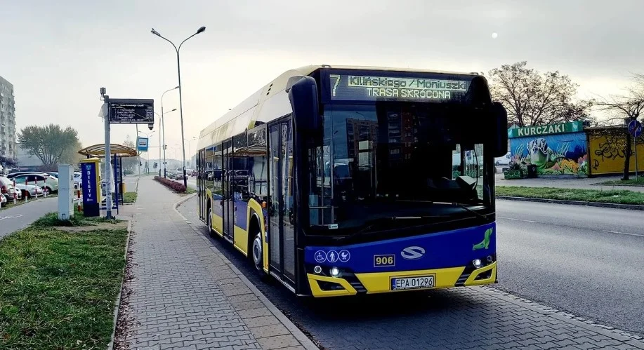 Pabianickie autobusy pojadą inaczej. Jakie są powody zmian? - Zdjęcie główne