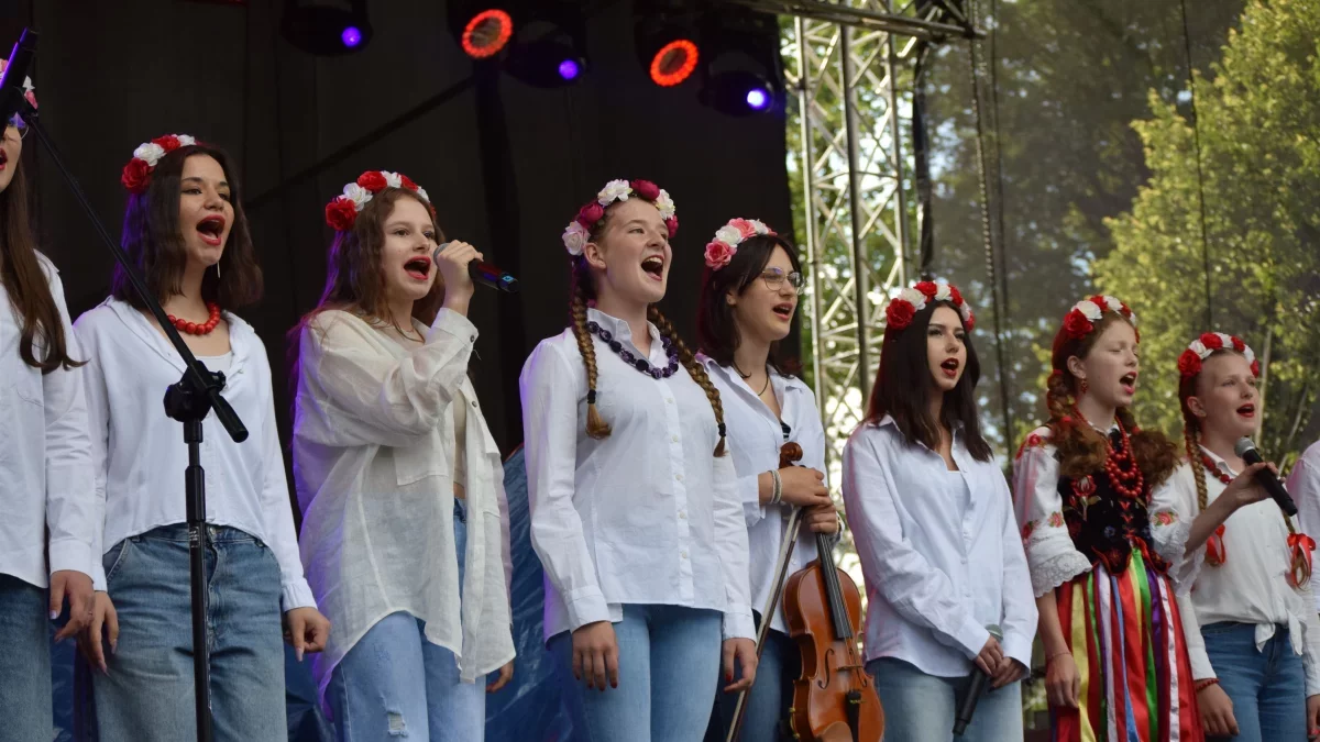 Cover w wykonaniu Talent Kolektyw w nowym albumie. Kolejny sukces zgierzan - Zdjęcie główne