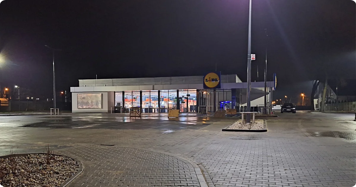 Nowy Lidl w powiecie zgierskim. Kiedy mieszkańcy zrobią tam zakupy? - Zdjęcie główne