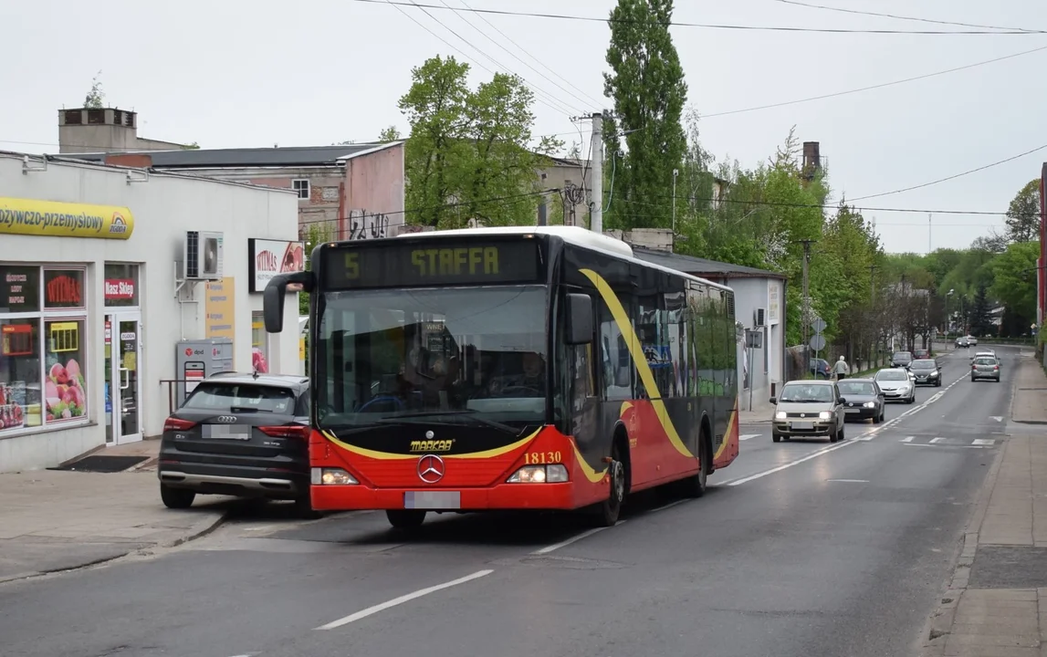 Początek roku szkolnego i duże zmiany w komunikacji miejskiej w Zgierzu [GALERIA] - Zdjęcie główne