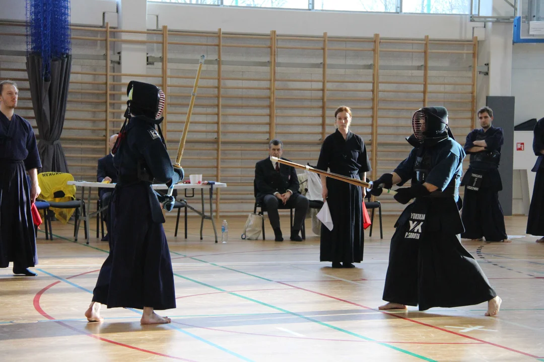 Turniej kendo w Zgierzu. Walczyli na miecze w specjalnych zbrojach [ZDJĘCIA] - Zdjęcie główne