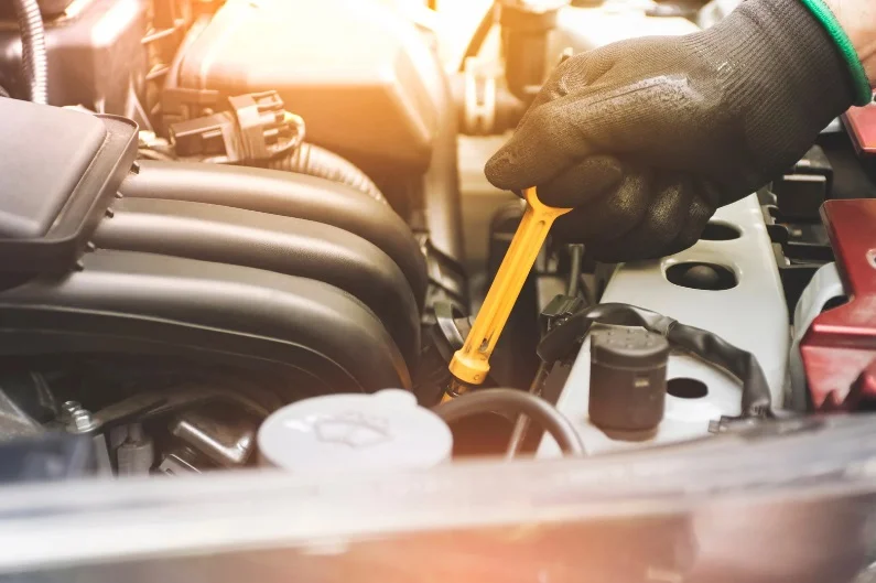 Q SERVICE CASTROL MK CAR Monika Kolasa, ul.  Łęczycka 38, (ocena: 4,8)