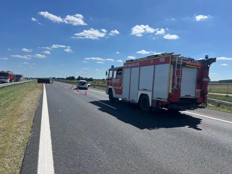 Wypadek na autostradzie A1. Droga zablokowana w kierunku Łodzi - Zdjęcie główne