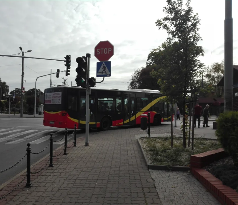 Miejskie Usługi Komunikacyjne w ogniu krytyki. Skargi mieszkańców trafiają do kosza - Zdjęcie główne