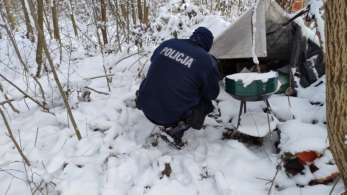 Policjanci apelują o pomoc i sami wyruszają w teren. Te osoby są szczególnie zagrożone - Zdjęcie główne