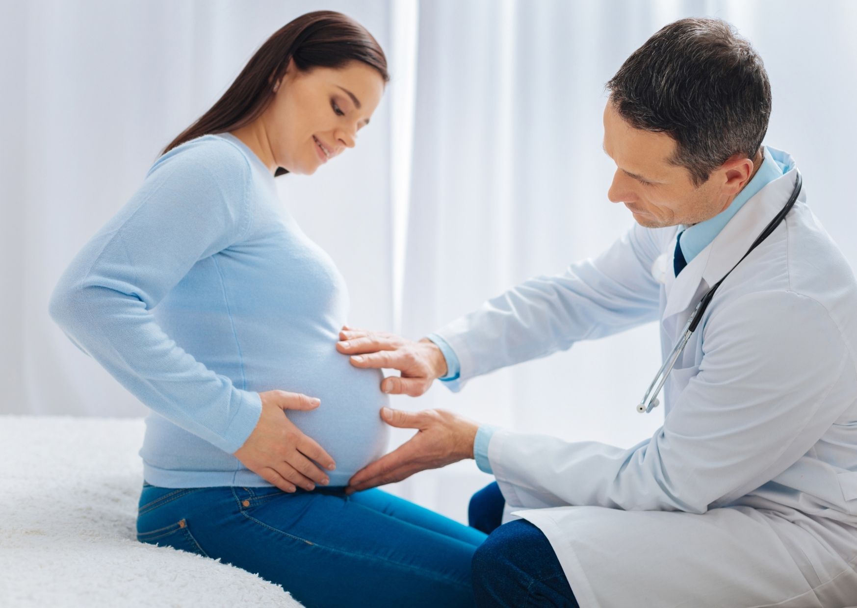 Artur Bobeff (4,5/5), Specjalistyczne Centrum Medyczne "WAMED", ulica Dąbrowskiego 6/8, 95-100 Zgierz