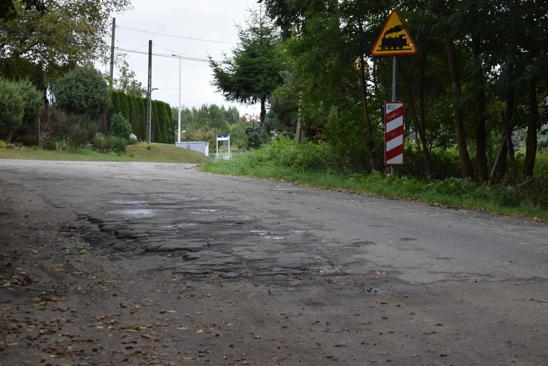 Mieszkańcy o stanie dróg w Zgierzu: „przypominają durszlak a nie ulice” - Zdjęcie główne