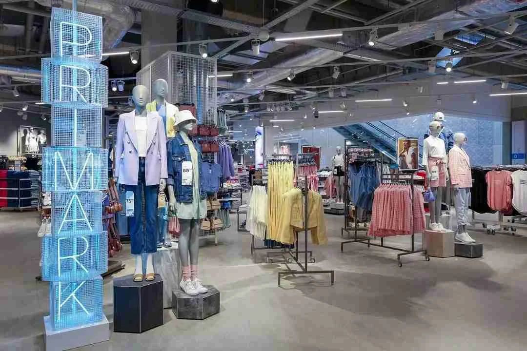 Primark poszukuje pracowników. Zobacz, na jakie stanowiska i ile można zarobić - Zdjęcie główne