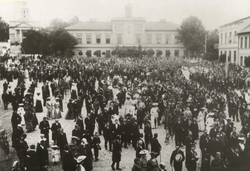 Obraz Zgierza sprzed 100 lat. Niepublikowane wcześniej zdjęcia [FOTO] - Zdjęcie główne