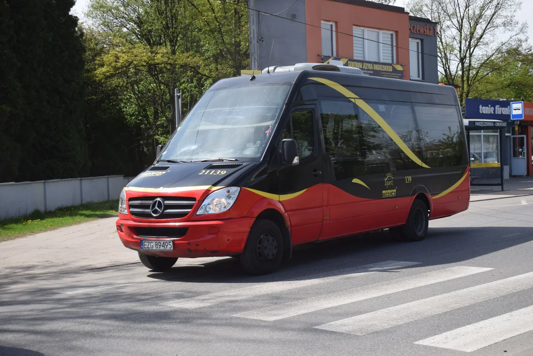 Linia 7 i 7a MUK Zgierz wraca na trasę, ale bez jednego przystanku. Podróżni w Zgierzu mogą spodziewać się utrudnień - Zdjęcie główne