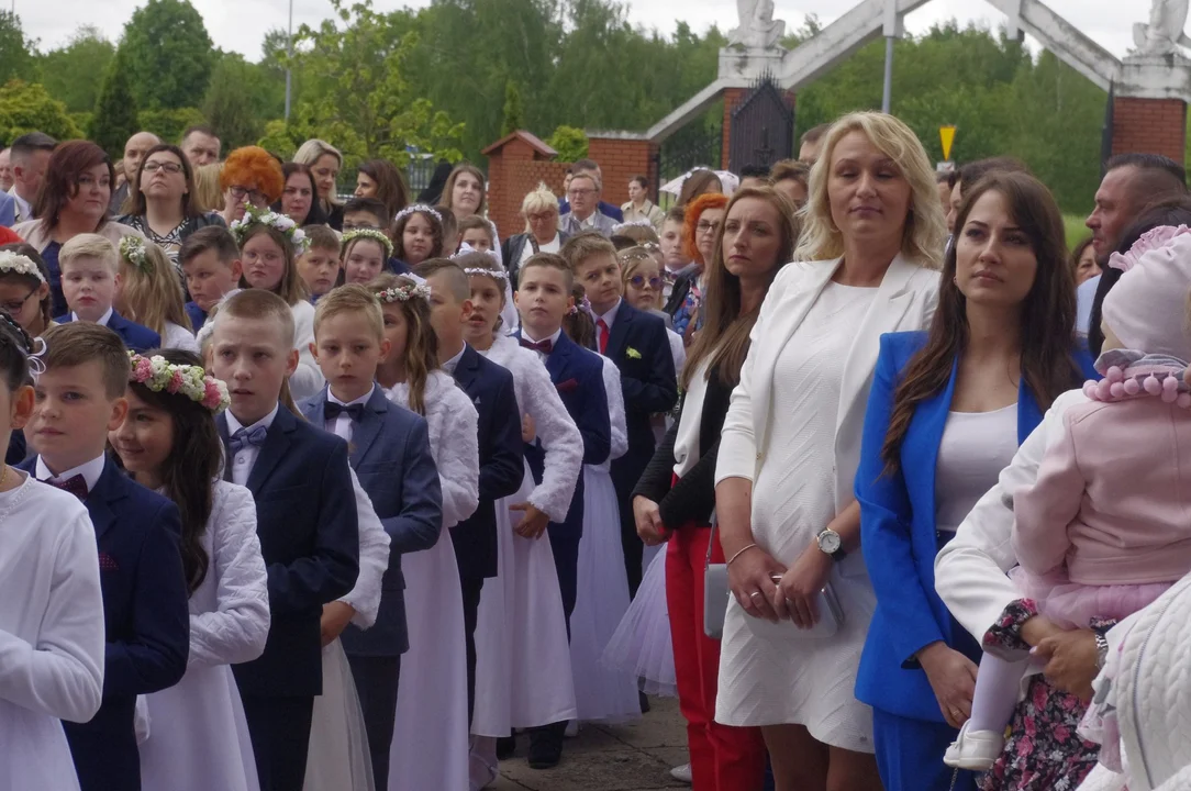 Drugi tydzień komunii w Zgierzu. Tym razem byliśmy w parafii na największym zgierskim osiedlu - Zdjęcie główne