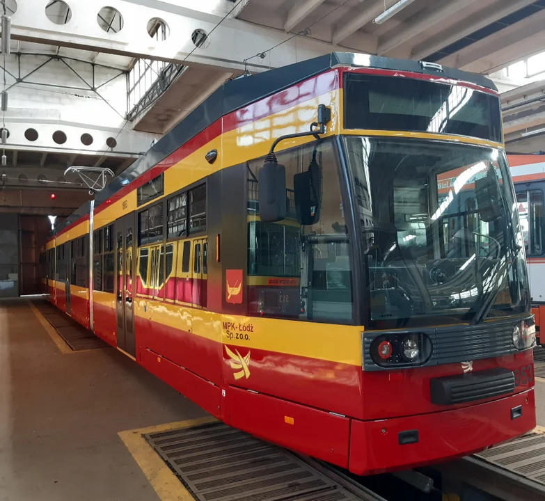 Łódzki tramwaj po tuningu. Tramwaj do Zgierza może jeszcze poczekać - Zdjęcie główne