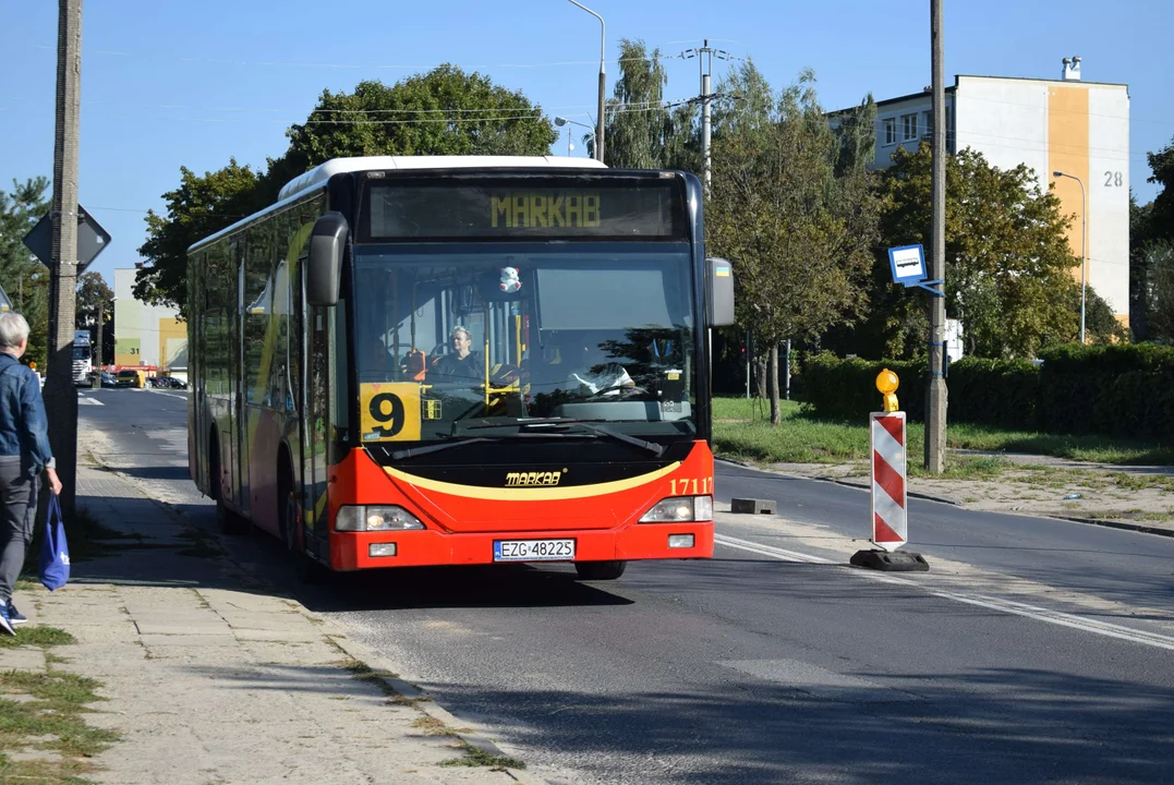 MUK Zgierz organizuje konkurs fotograficzny „Autobus fajny jest”. Mieszkańcy komentują - Zdjęcie główne