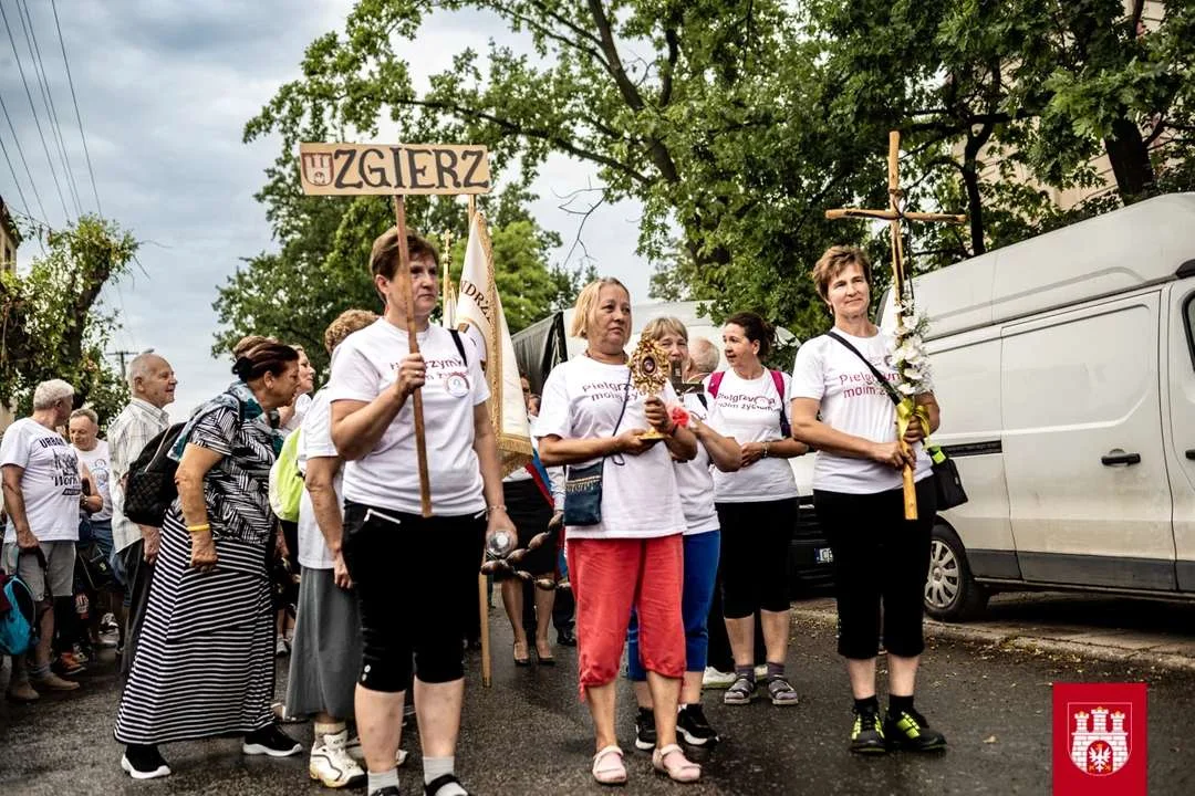 Jubileuszowa pielgrzymka ze Zgierza na Jasną Górę. Kiedy ruszają zapisy? - Zdjęcie główne