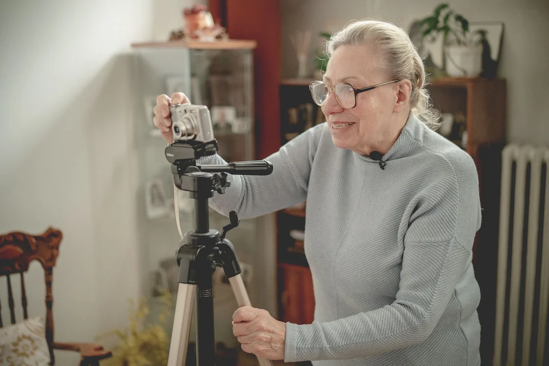 Jest fotografem, bo kocha ludzi. Tworzy zdjęcia z duszą [zdjęcia I wideo] - Zdjęcie główne