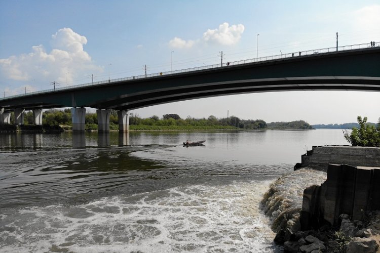 13-latka wpadła do Wisły w Warszawie - Zdjęcie główne