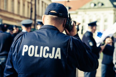 18-latek skorzystał z chwili i ukradł samochód, i telefon. - Zdjęcie główne