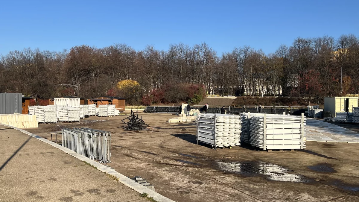 Już szykują bezpłatne lodowisko w Parku Bródnowskim - Zdjęcie główne