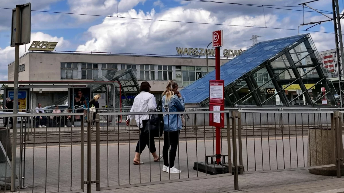 Zamknięty dworzec Centralny, więc zamkną też metro - Zdjęcie główne